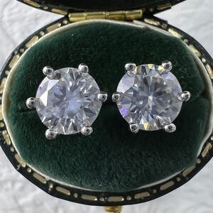 Certified 18k White Gold 2.0ct Diamond Stud Earrings Moissanite 925 Anniversary